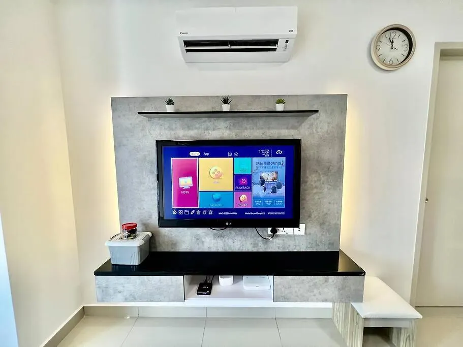 New Bali Kota-1Room/4-5Pax/Nr Jonkerstreet 10Minit Malacca 0*,  Malaysia