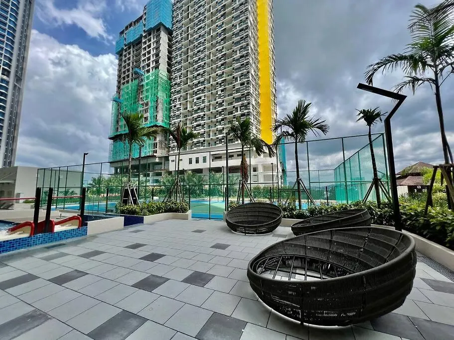 Apartment New Bali Kota-1Room/4-5Pax/Nr Jonkerstreet 10Minit Malacca Malaysia