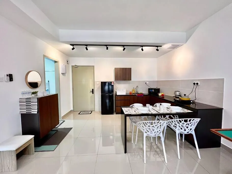 Apartment New Bali Kota-1Room/4-5Pax/Nr Jonkerstreet 10Minit Malacca